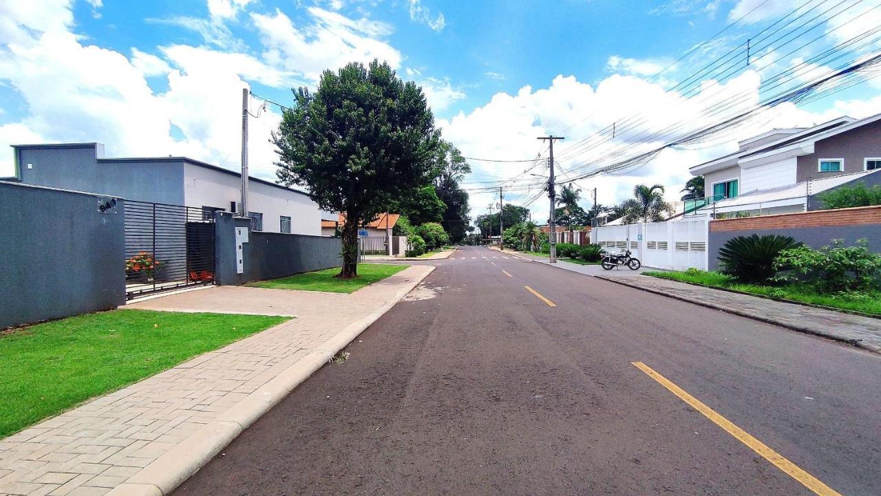 Villa Linda Casa Bairro Tranquilo Prox Cataratas Foz do Iguaçu Exterior foto