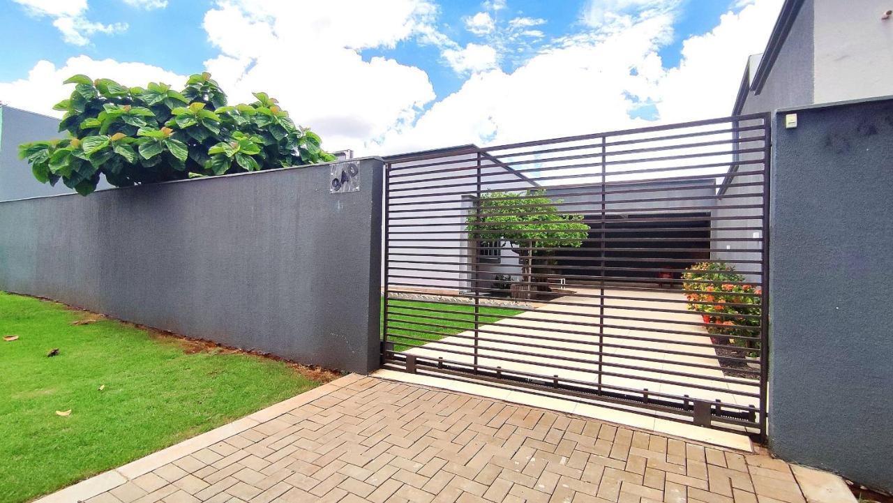 Villa Linda Casa Bairro Tranquilo Prox Cataratas Foz do Iguaçu Exterior foto